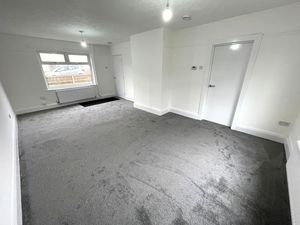 Neston Green Great Sutton